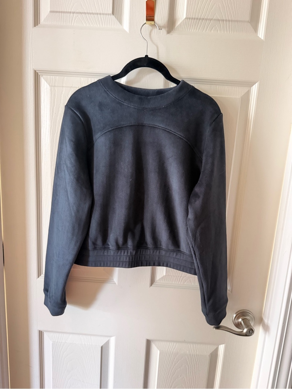 MPG Women's Crewneck Pullover - Charcoal Gray